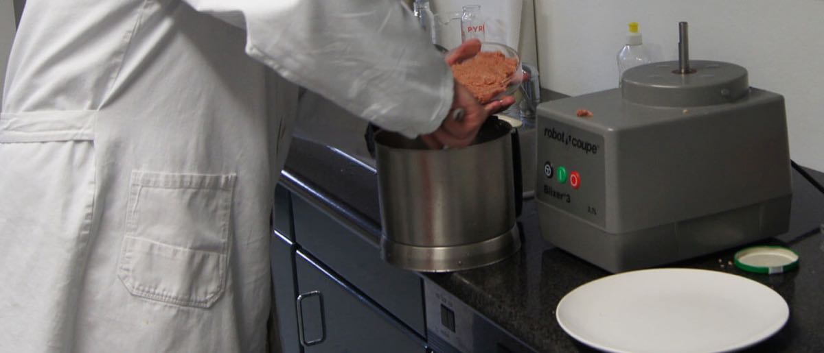 Qualitätsprüfung in der Lebensmittelproduktion